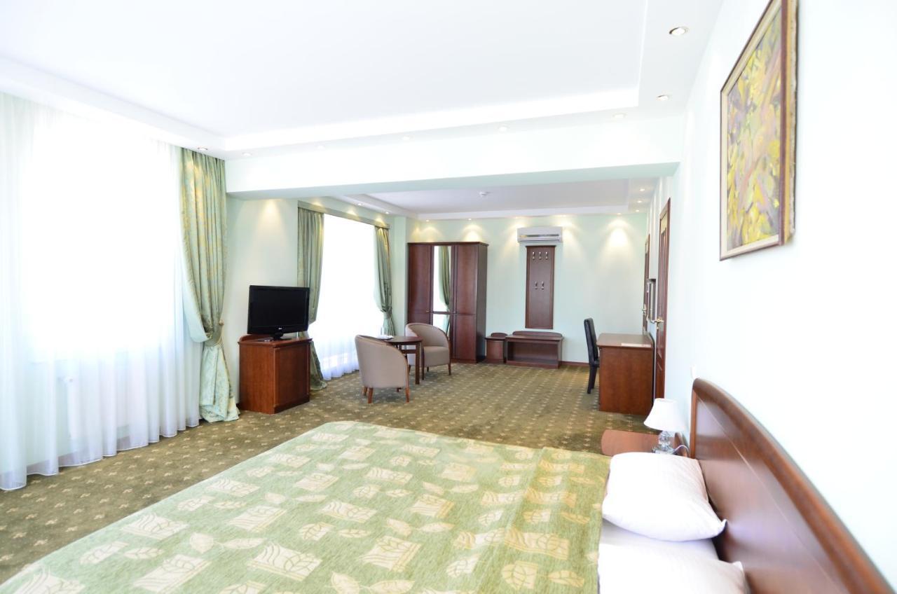 Platinum Hotel 키시나우 외부 사진