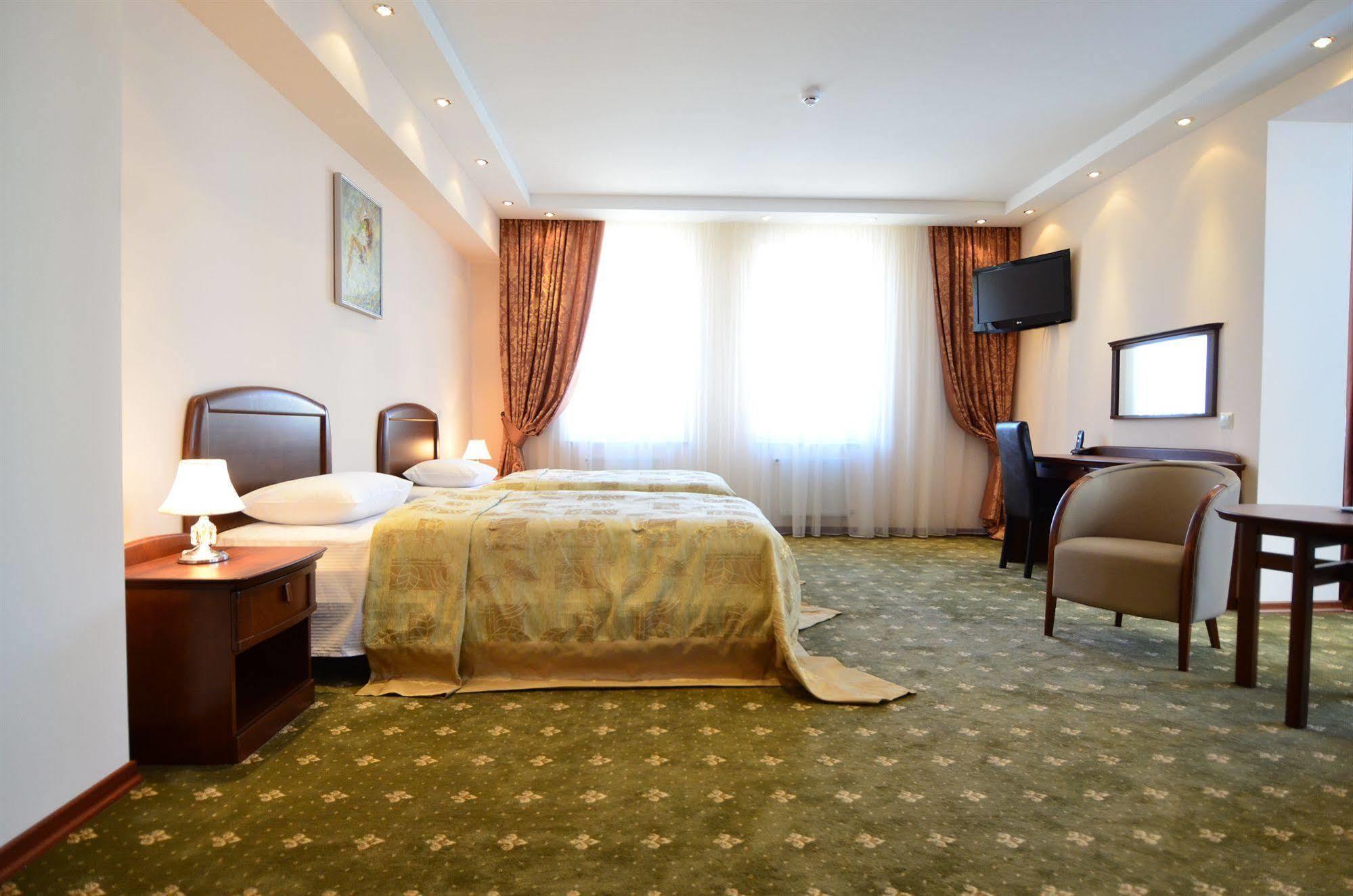Platinum Hotel 키시나우 외부 사진